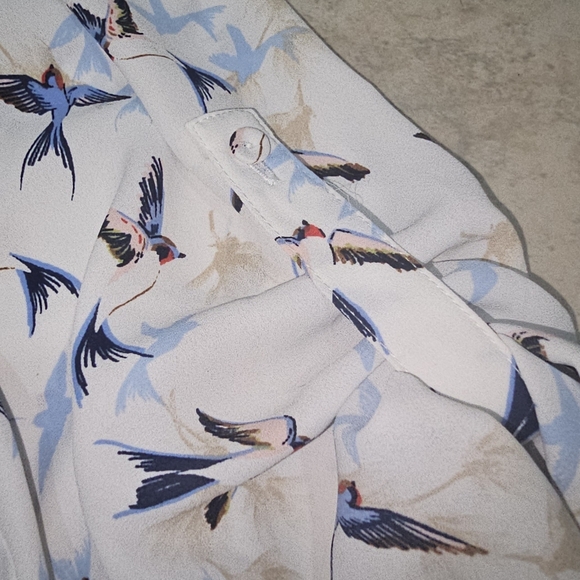 DR2 Bird Pattern Shirt Dress w/button roll up sleeves - Picture 9 of 11